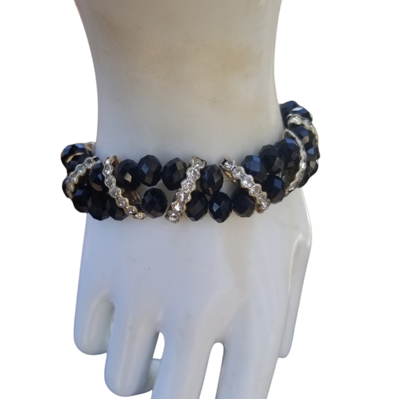 BLACK GLASS BEADED & WHITE GLASS RHINESTONE STRETCH BRACELET - Picture 1 of 6